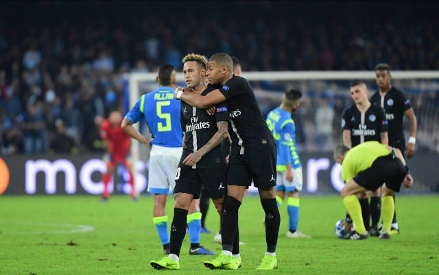  巴黎圣日耳曼客场完胜对手稳固榜首位置